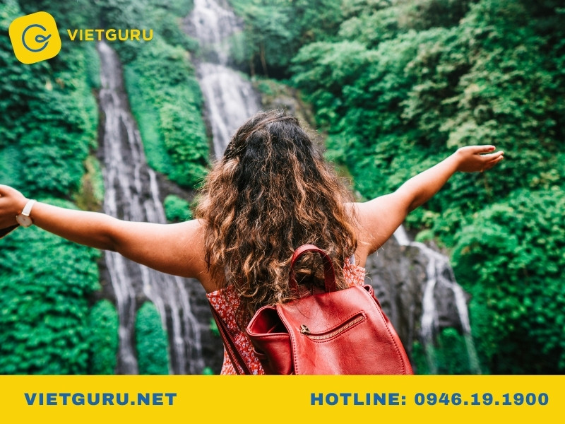 Cách viết bài luận tiếng Anh hay đơn giản hiệu quả nhất Chủ đề 2: Why Traveling Alone Is Worth Trying