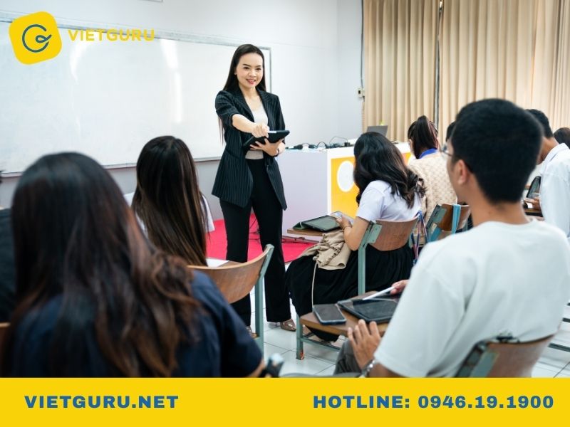 Phát triển năng lực toàn diện cho học sinh & sinh viên