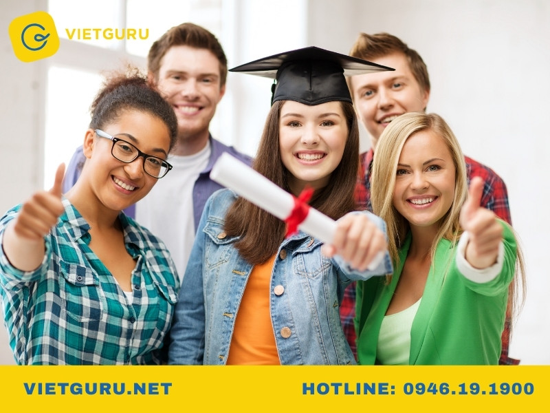 Ngôn ngữ giảng dạy, thời gian học và phương thức đánh giá