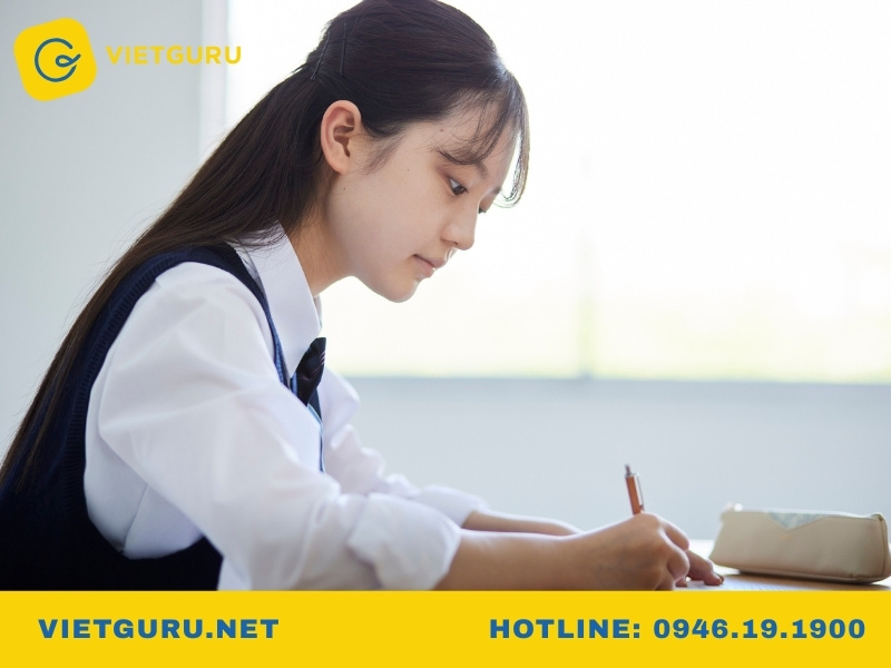 Cấu trúc chuẩn của hybrid essay (4 đoạn)