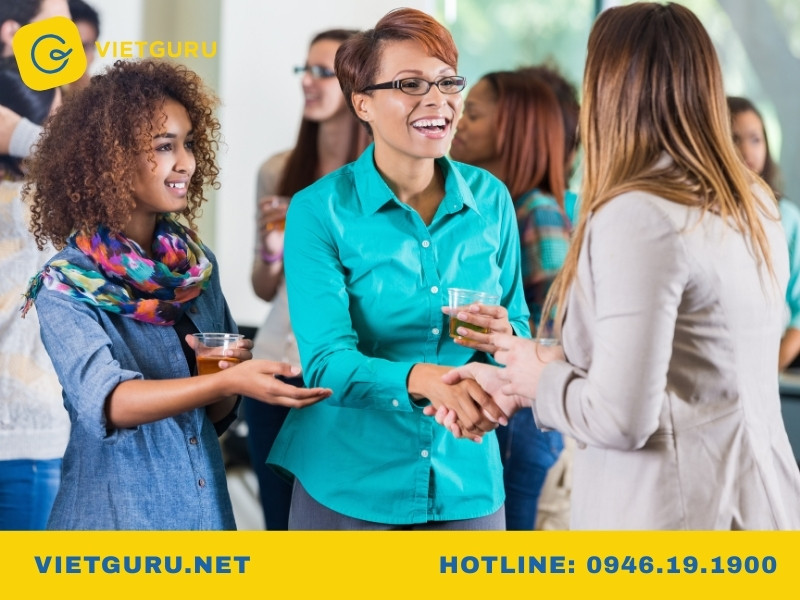 Hướng dẫn viết đoạn văn giới thiệu bản thân bằng tiếng Anh cho sinh viên ngắn gọn, ấn tượng bài mẫu viết đoạn văn giới thiệu bản thân tiếng Anh cho sinh viên