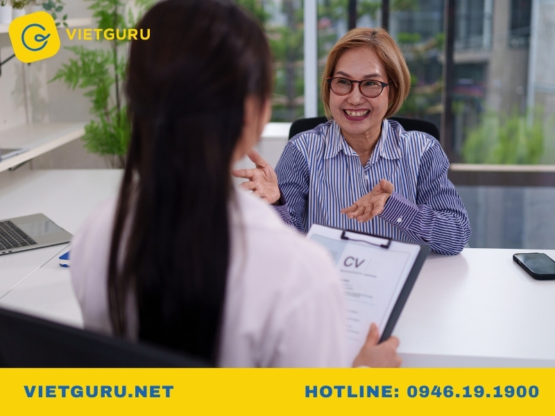 Những câu hỏi nên hỏi nhà tuyển dụng để gây ấn tượng và tìm hiểu công việc Các câu hỏi nên hỏi nhà tuyển dụng về vị trí công việc