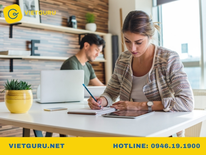 Nghiên cứu sinh là gì? Toàn cảnh về bậc đào tạo tiến sĩ Công việc và trách nhiệm của một nghiên cứu sinh