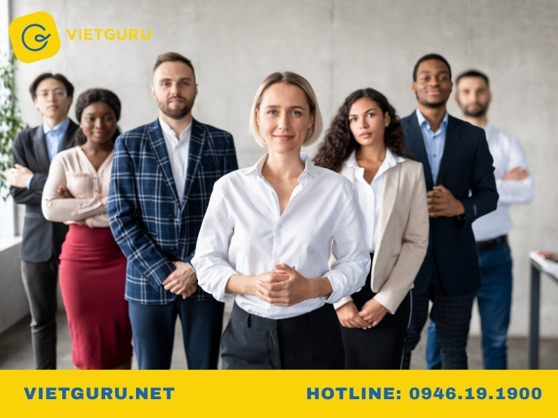 Quản trị nhân lực là gì? Ngành học và cơ hội nghề nghiệp Mức lương và lộ trình thăng tiến ngành Quản trị nhân lực